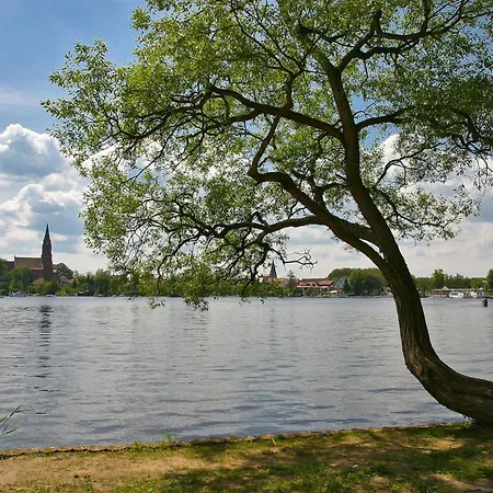 Am Hafen 15